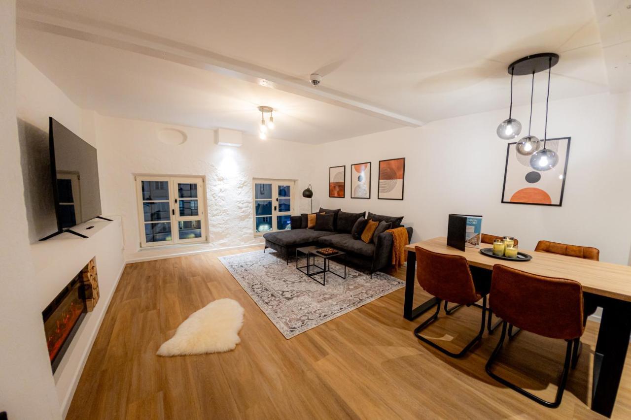 Highlight Am Stadtplatz Muehldorf - C4S Come4Stay - 2 Zimmer Wohnung I Bis Zu 5 Gaeste מראה חיצוני תמונה