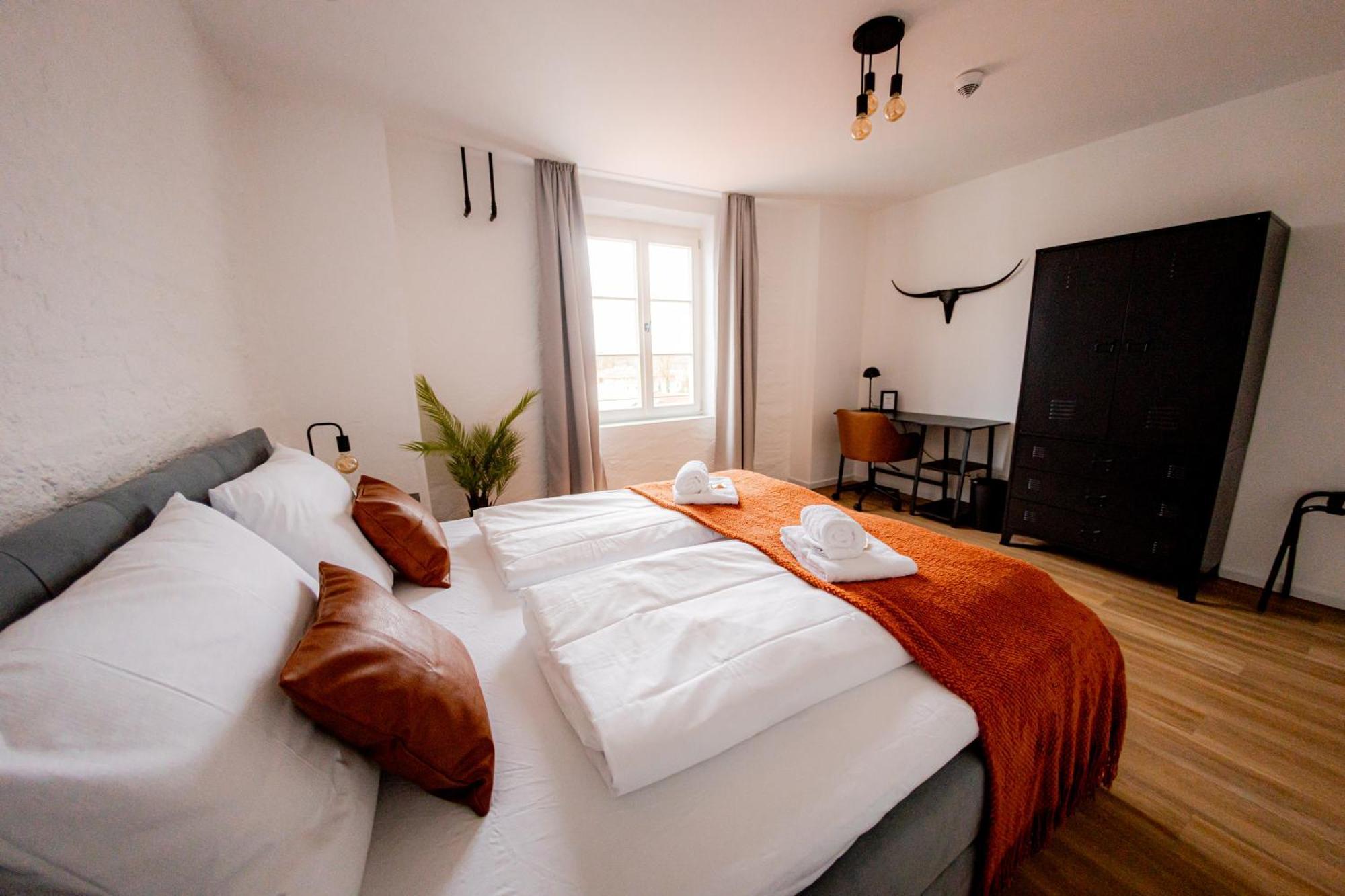 Highlight Am Stadtplatz Muehldorf - C4S Come4Stay - 2 Zimmer Wohnung I Bis Zu 5 Gaeste מראה חיצוני תמונה