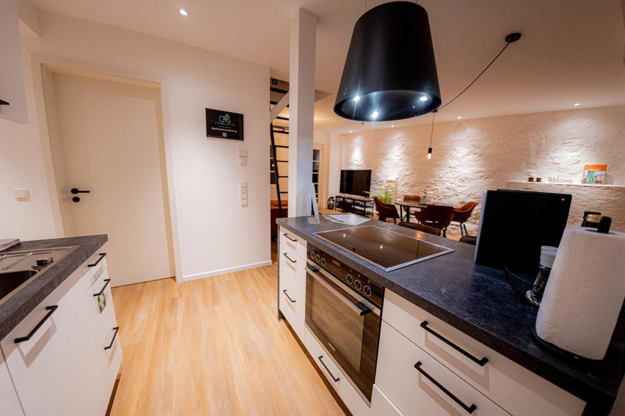 Highlight Am Stadtplatz Muehldorf - C4S Come4Stay - 2 Zimmer Wohnung I Bis Zu 5 Gaeste חדר תמונה